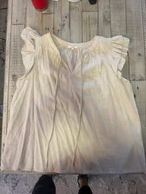 easel Cream Ruffle Sleeve Split V-Neck Blouse